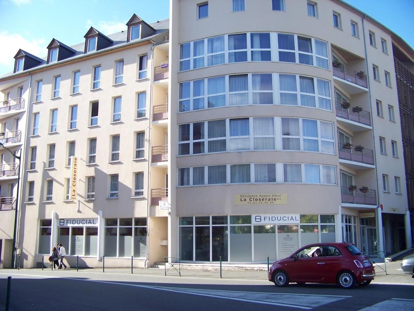 Apartment Near Train Station And Sanctuary